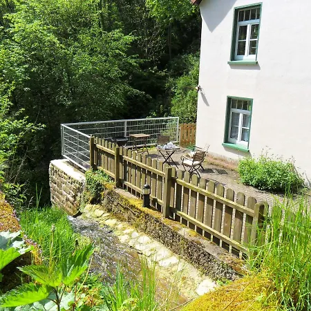 Ferienhaus Hoellenmuehle 度假居
